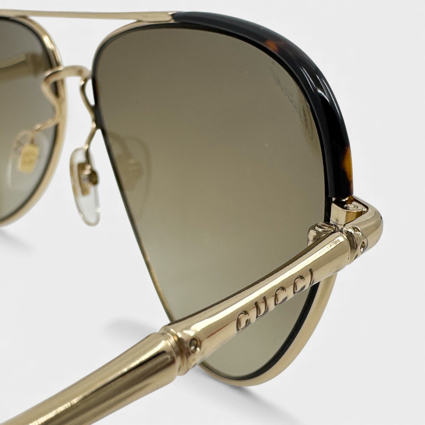 Gucci Vintage Tortoiseshell & Gold Tone Bamboo Aviator Sunglasses GG4276/S