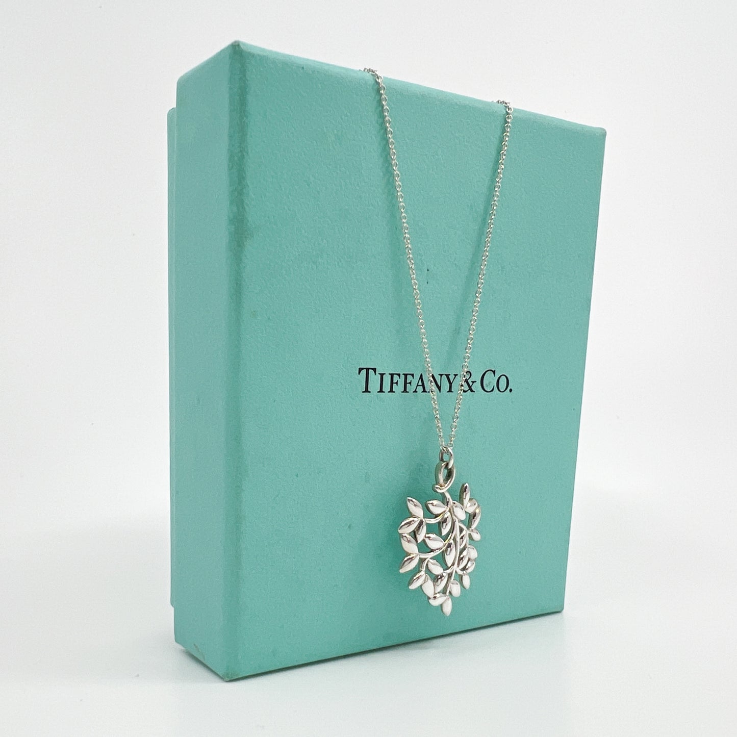 Tiffany & Co. Paloma Picasso Olive Leaf Sterling 925 Silver Necklace