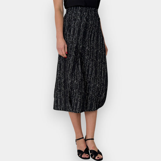 Trine Kryger Simonsen Black Cream Tulip Print Stretch Skirt EU40 ~ AU12-14