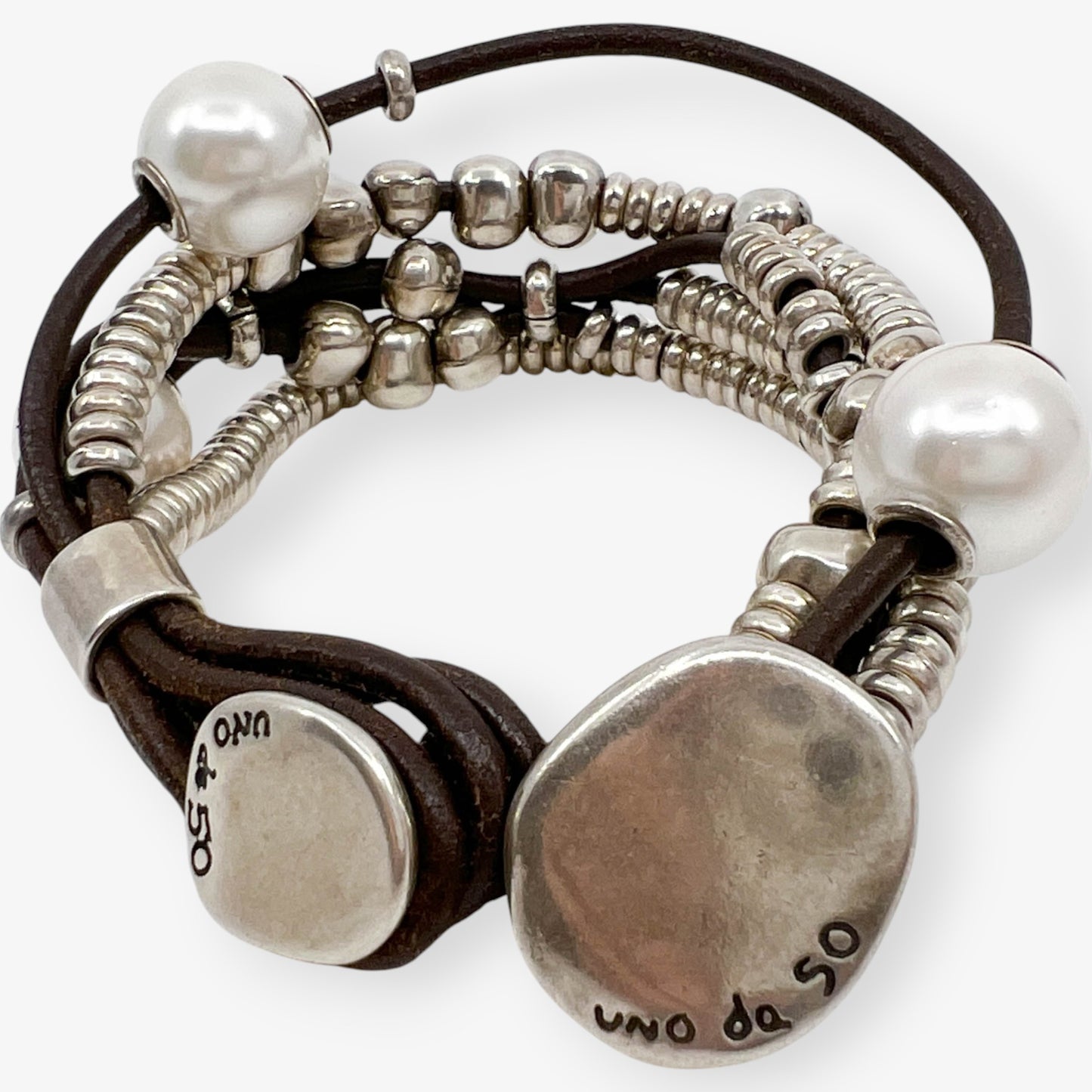 UNOde50 Handmade, Leather, Silver & Pearl Beaded Bracelet