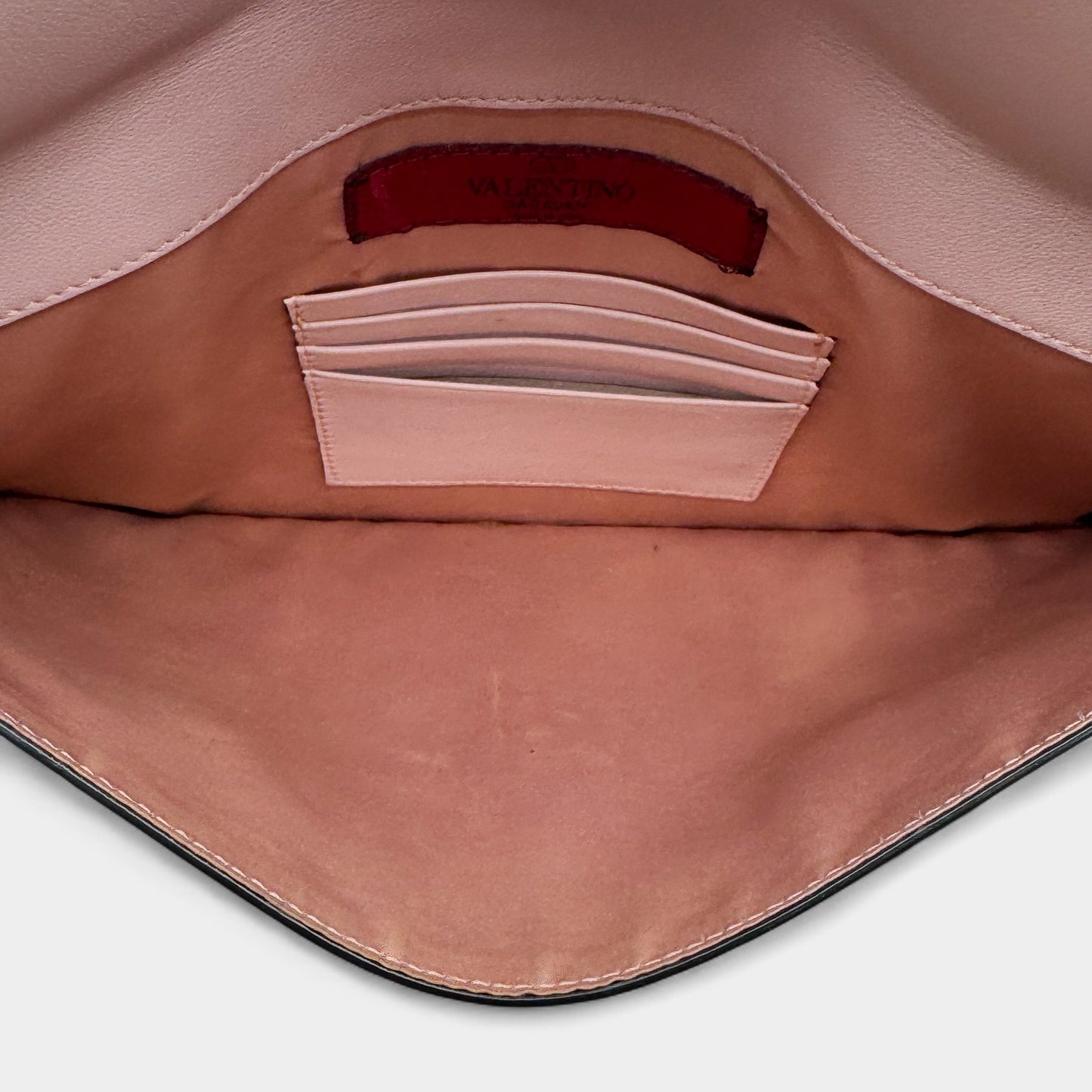 Valentino Garavani Pink Poudre Leather Rockstud Envelope Clutch Bag