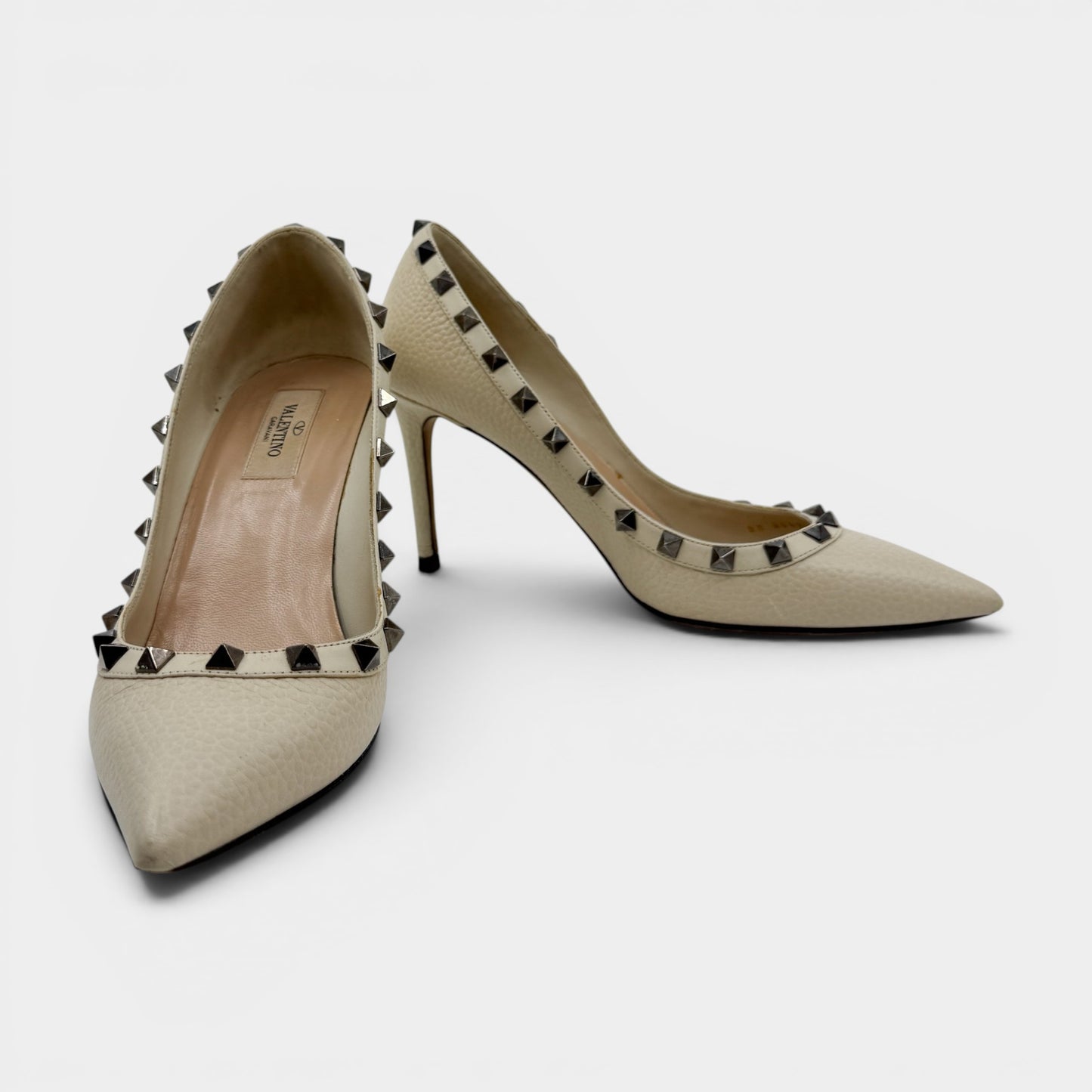 Valentino Ivory Leather Rock Stud Heels Shoes EU38.5 ~ AU7.5