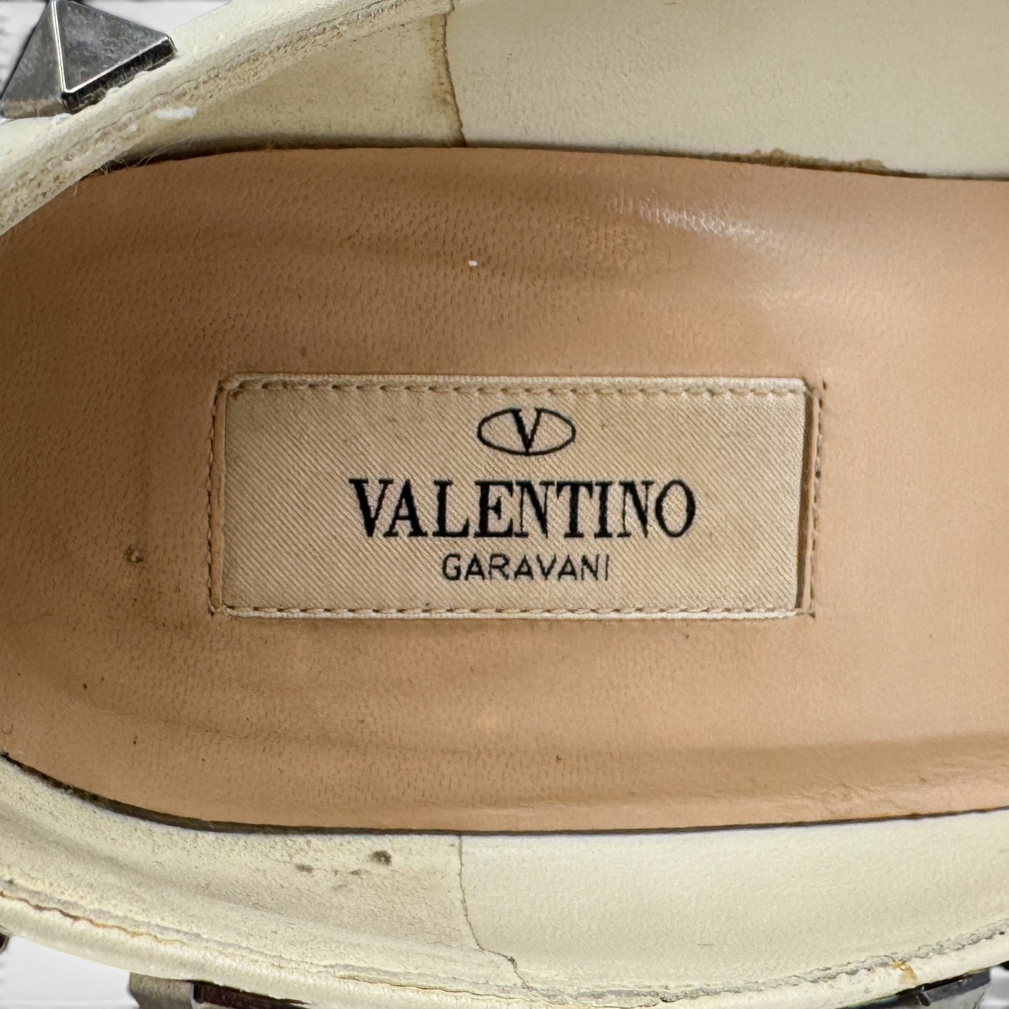 Valentino Ivory Leather Rock Stud Heels Shoes EU38.5 ~ AU7.5