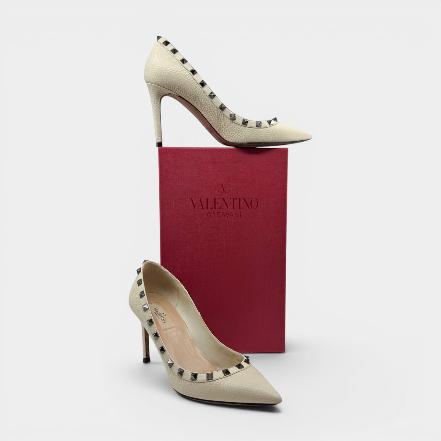 Valentino Ivory Leather Rock Stud Heels Shoes EU38.5 ~ AU7.5